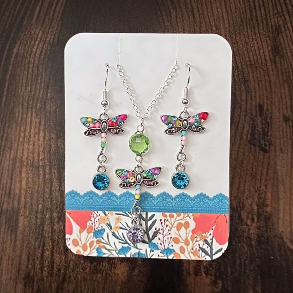 New Handmade Colorful. Sparkly Silver-Tone Dragonfly Necklace & Earring Set - Picture 3 of 7